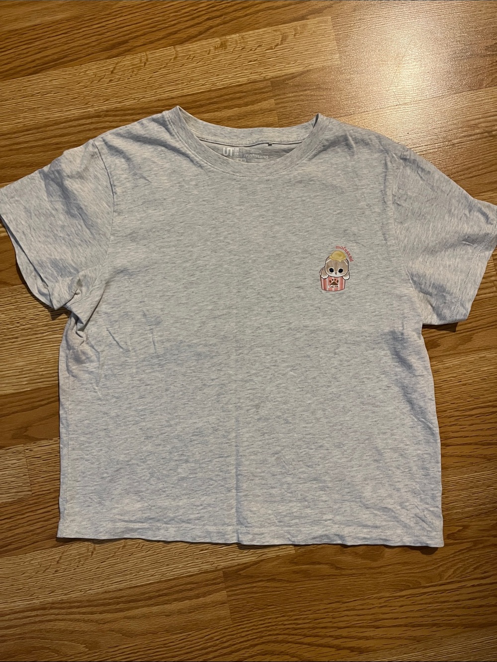 UNIQLO women’s mofusand T-Shirt